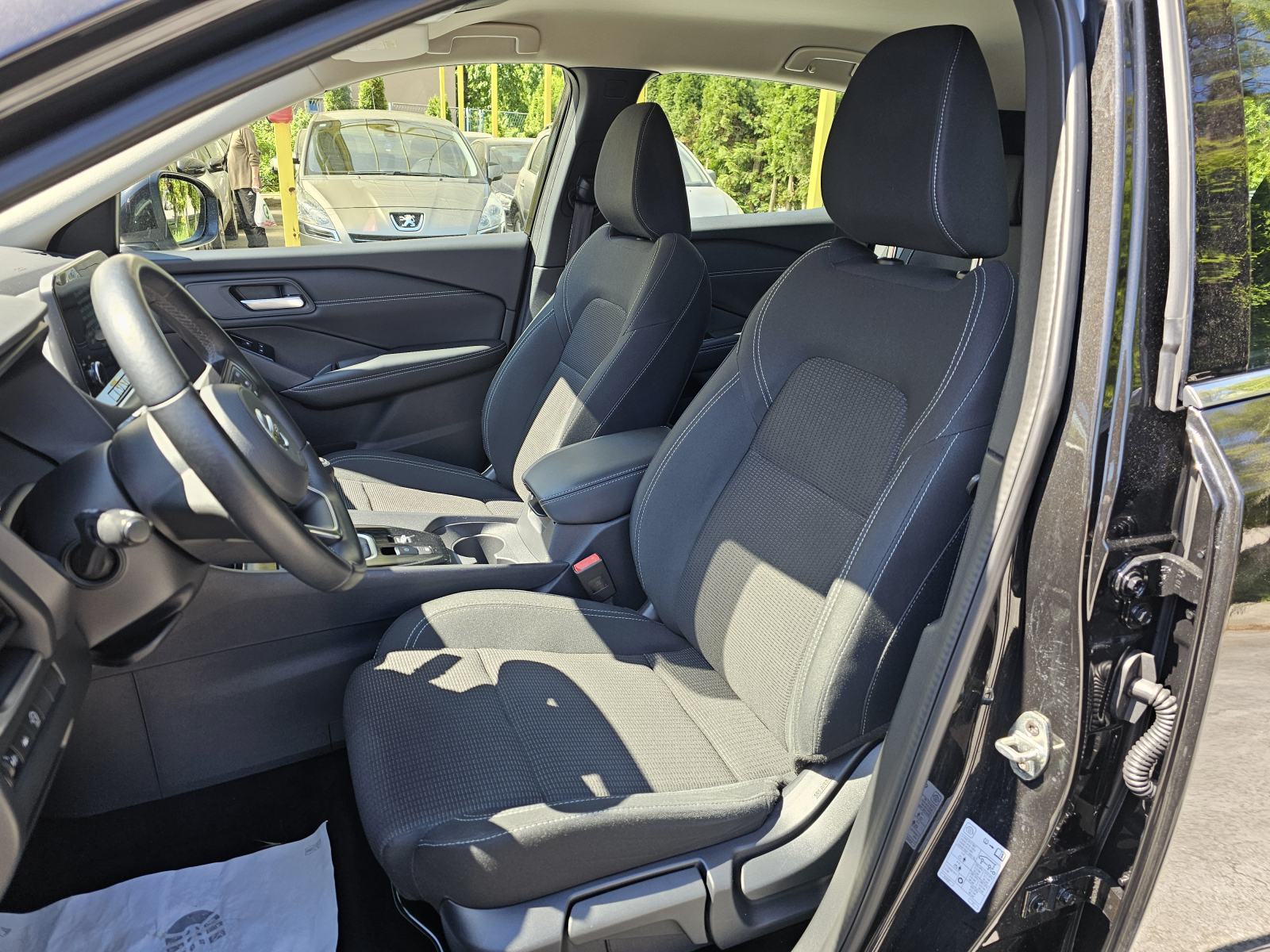 NEW*QASHQAI*2022.G*1.3-140KS*47218tkm*LED*ALU*NAVI*360 KAMERE*20900E, fotografija 13