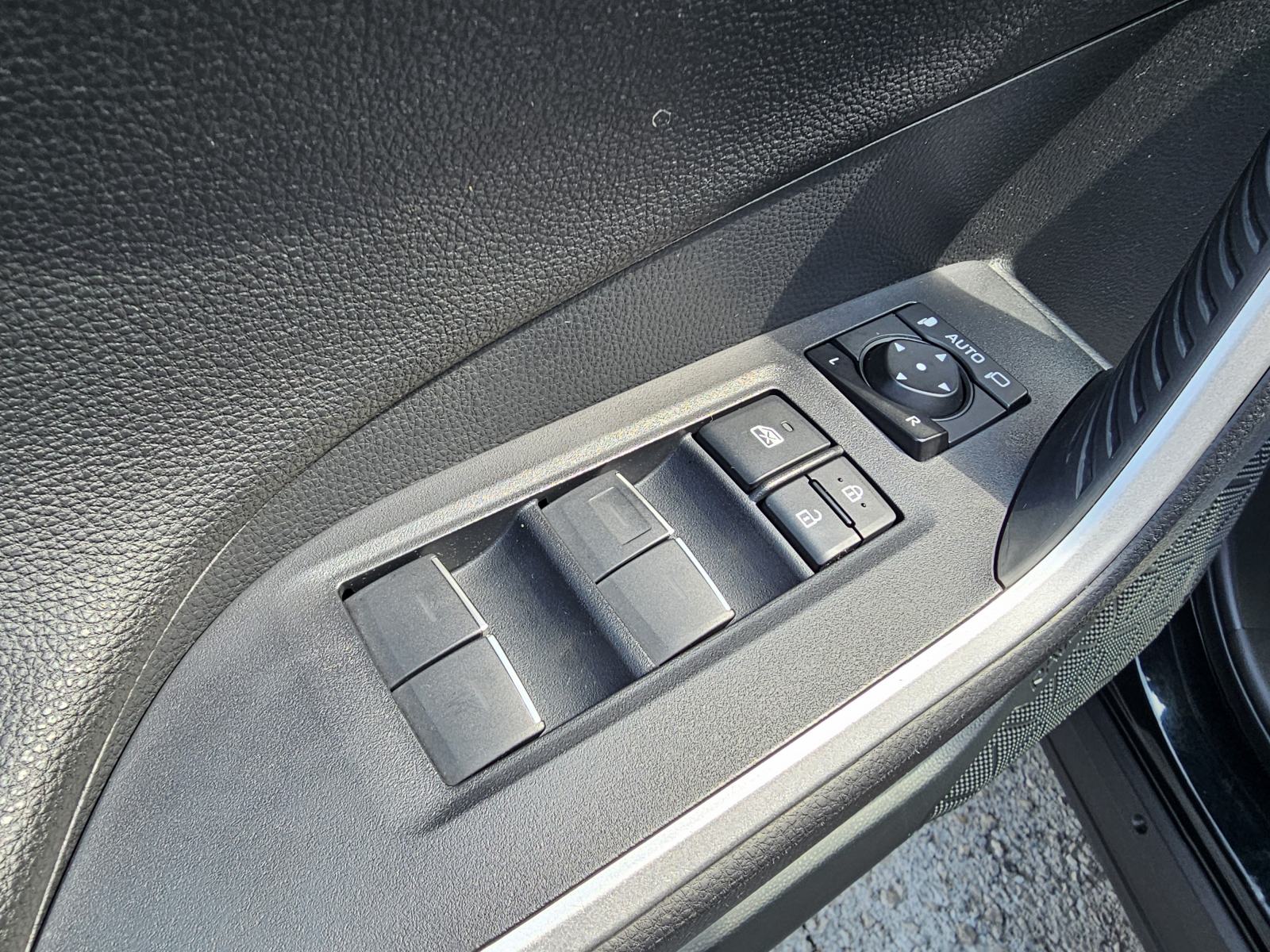 NEW*TOYOTA*RAV4*2.5 HYB-218KS*AUTOMATIC*2023.G*KAMERA*NAVI*TOUCH*28900, fotografija 15