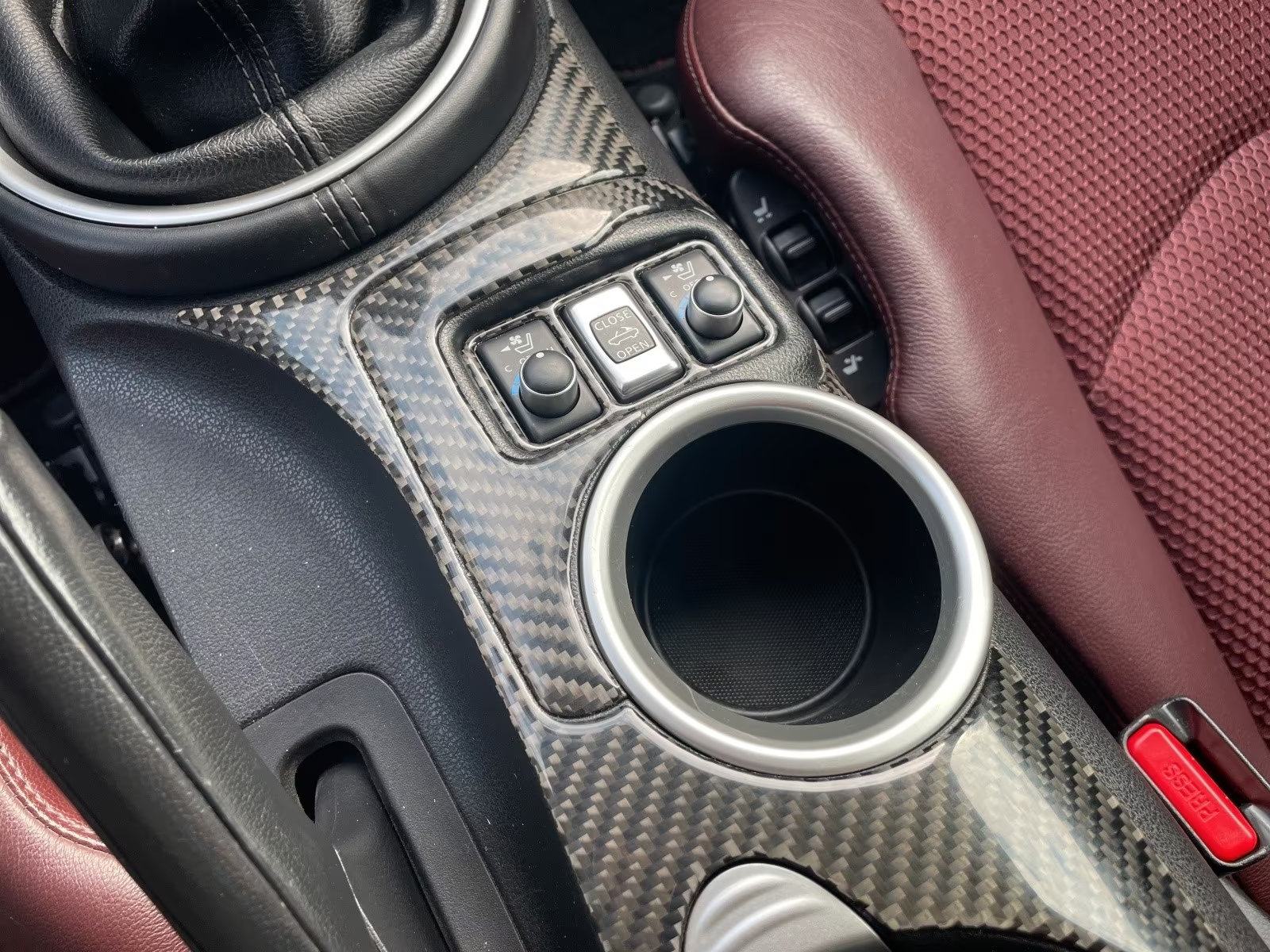 Nissan 370Z 370 Z Coupe BIXenon navi koža gr.sj. invidiaAuspuh BOSE, fotografija 17