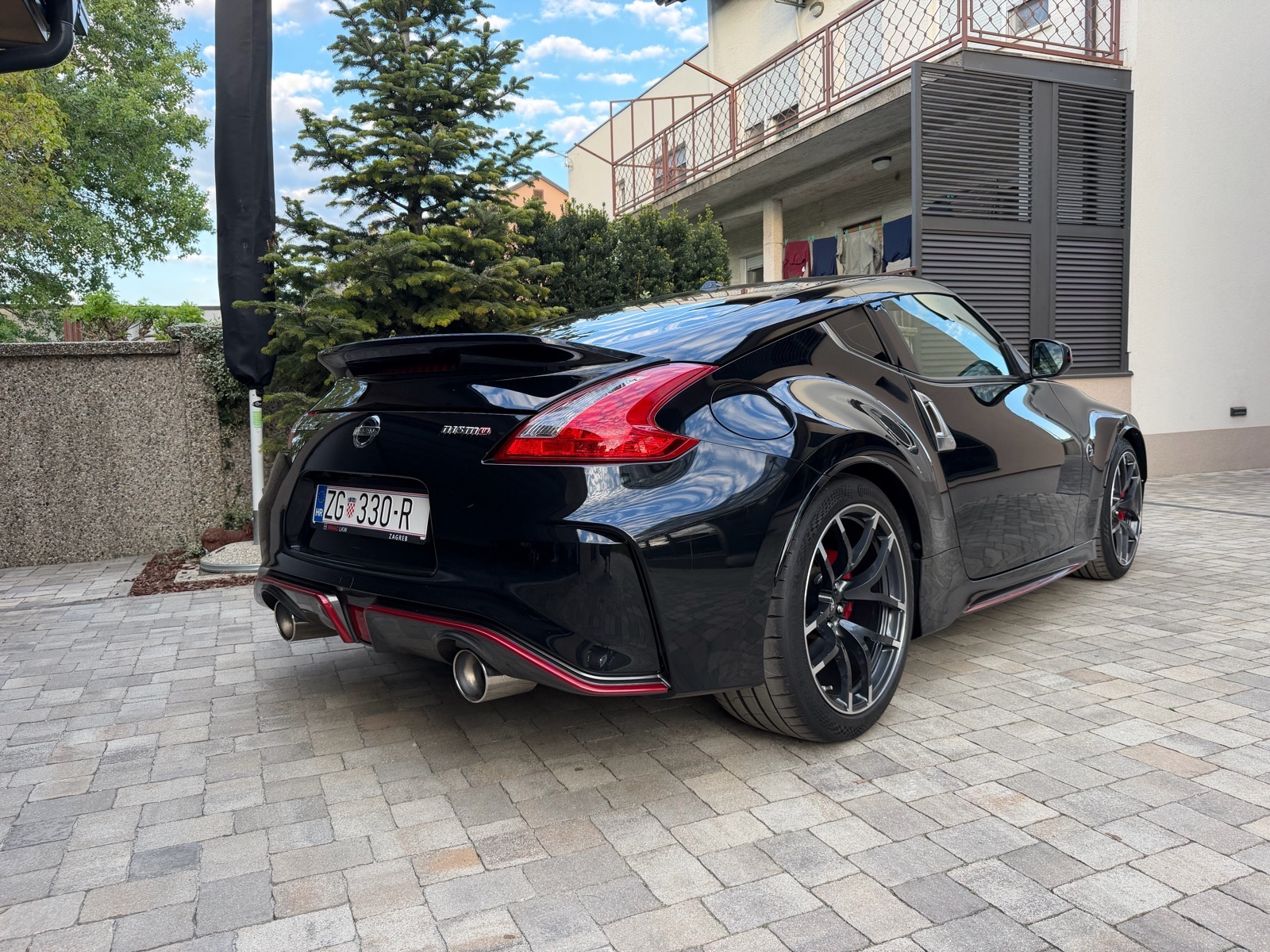 Nissan 370Z Nismo automatik, pogled izvana - slika 4