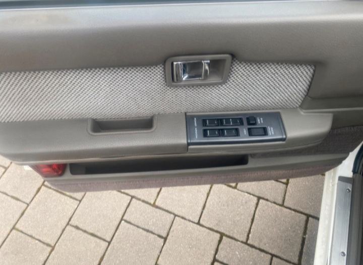 Nissan LAUREL 2.8 D automatik, fotografija 13
