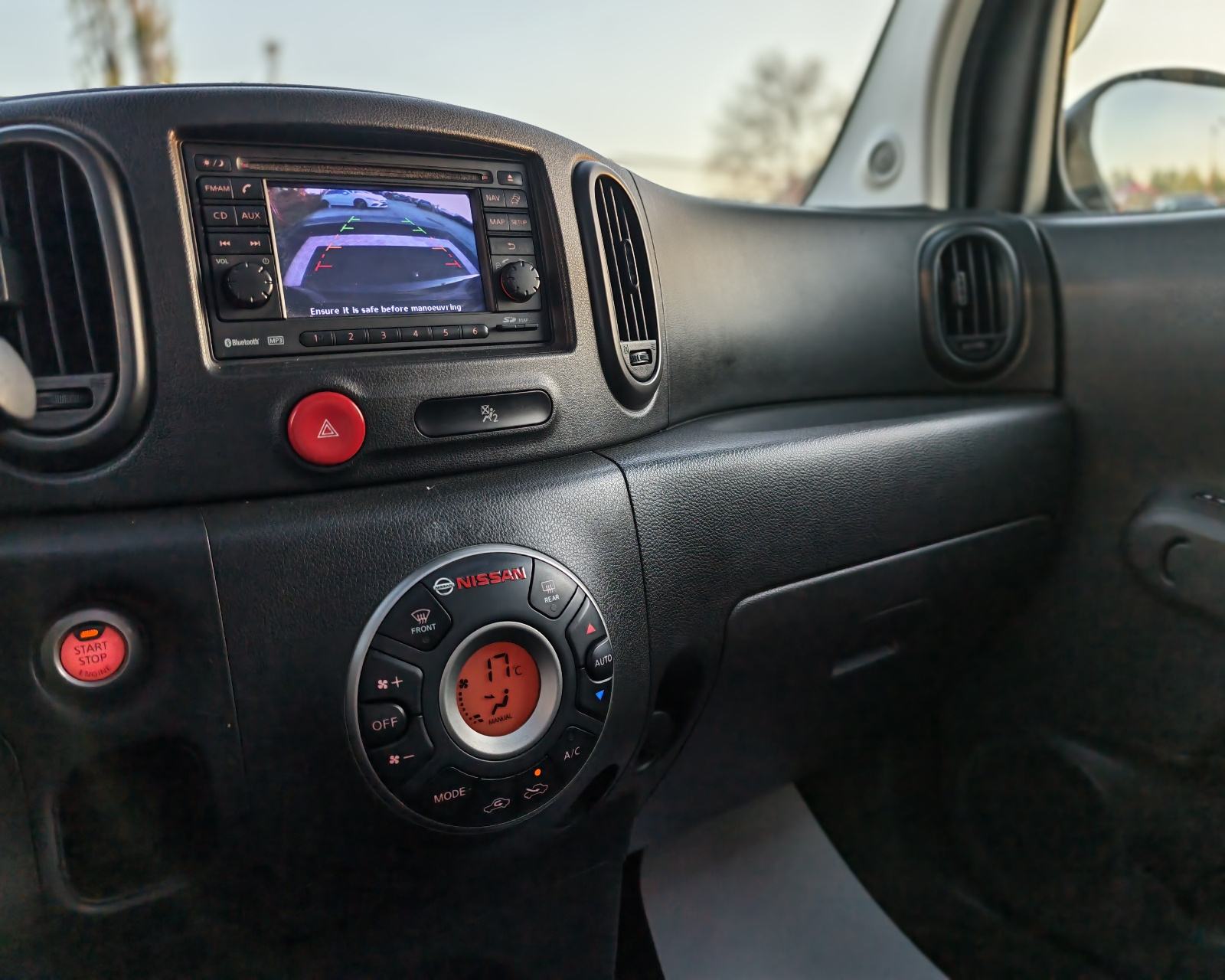 Nissan Cube 1.5 DCI*Panorama*klima*Kamera*Navigacija*Top model*, fotografija 12