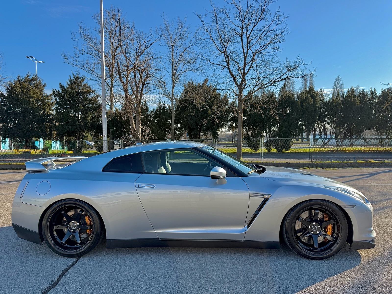 Nissan GT-R, pogled izvana - slika 3