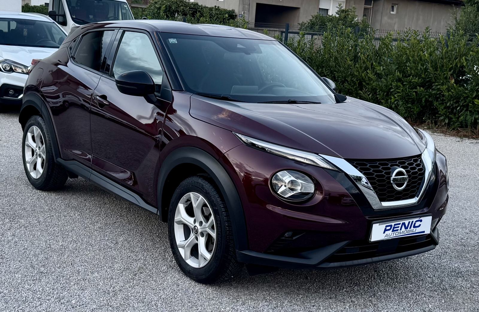 Nissan Juke 1,0 DIG-T - Automatik -105 000 km -1. Vlasnik NIJE UVOZ, fotografija 4