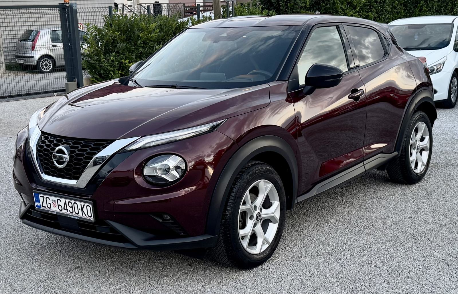 Nissan Juke 1,0 DIG-T - Automatik -105 000 km -1. Vlasnik NIJE UVOZ, fotografija 2