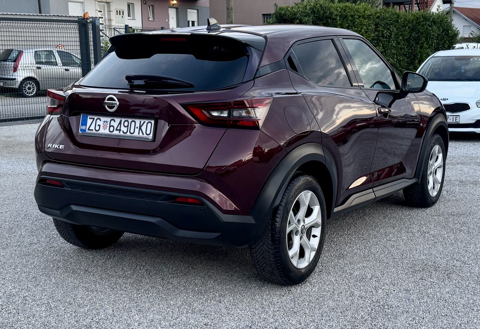 Nissan Juke 1,0 DIG-T - Automatik -105 000 km -1. Vlasnik NIJE UVOZ, fotografija 6