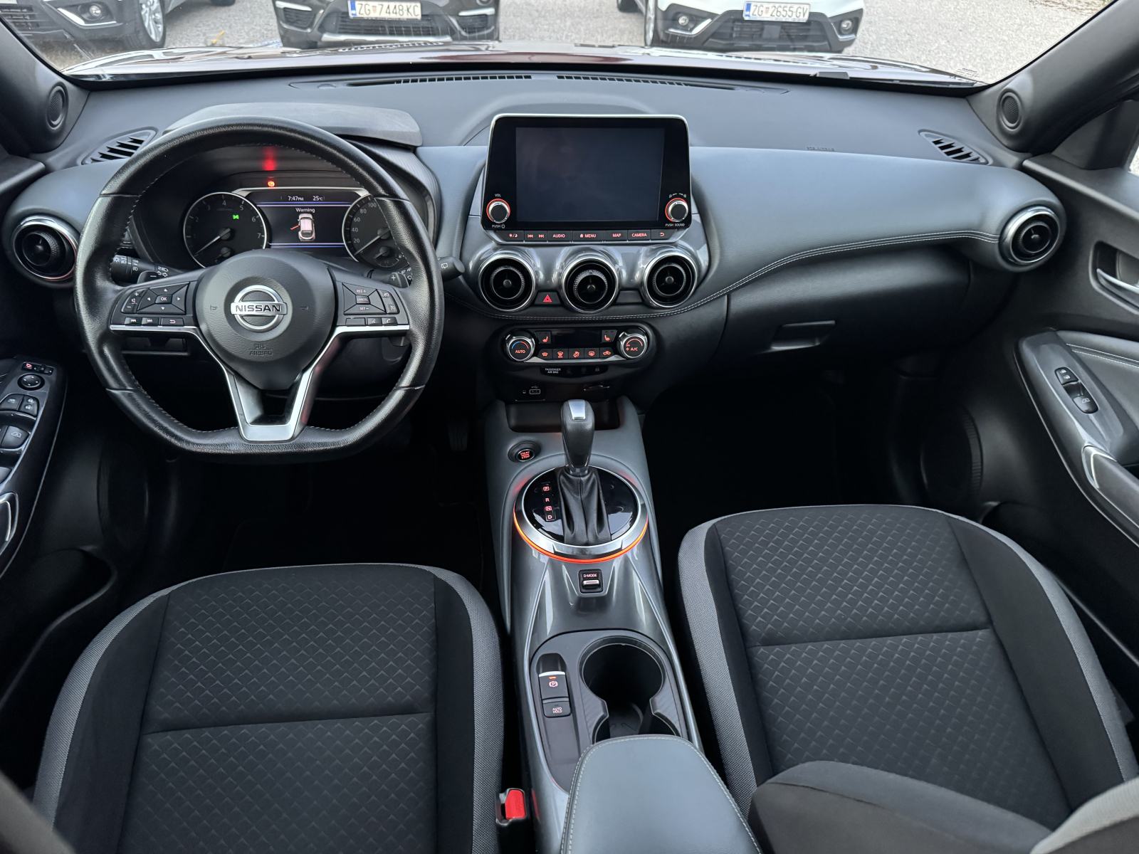 Nissan Juke 1,0 DIG-T - Automatik -105 000 km -1. Vlasnik NIJE UVOZ, fotografija 13