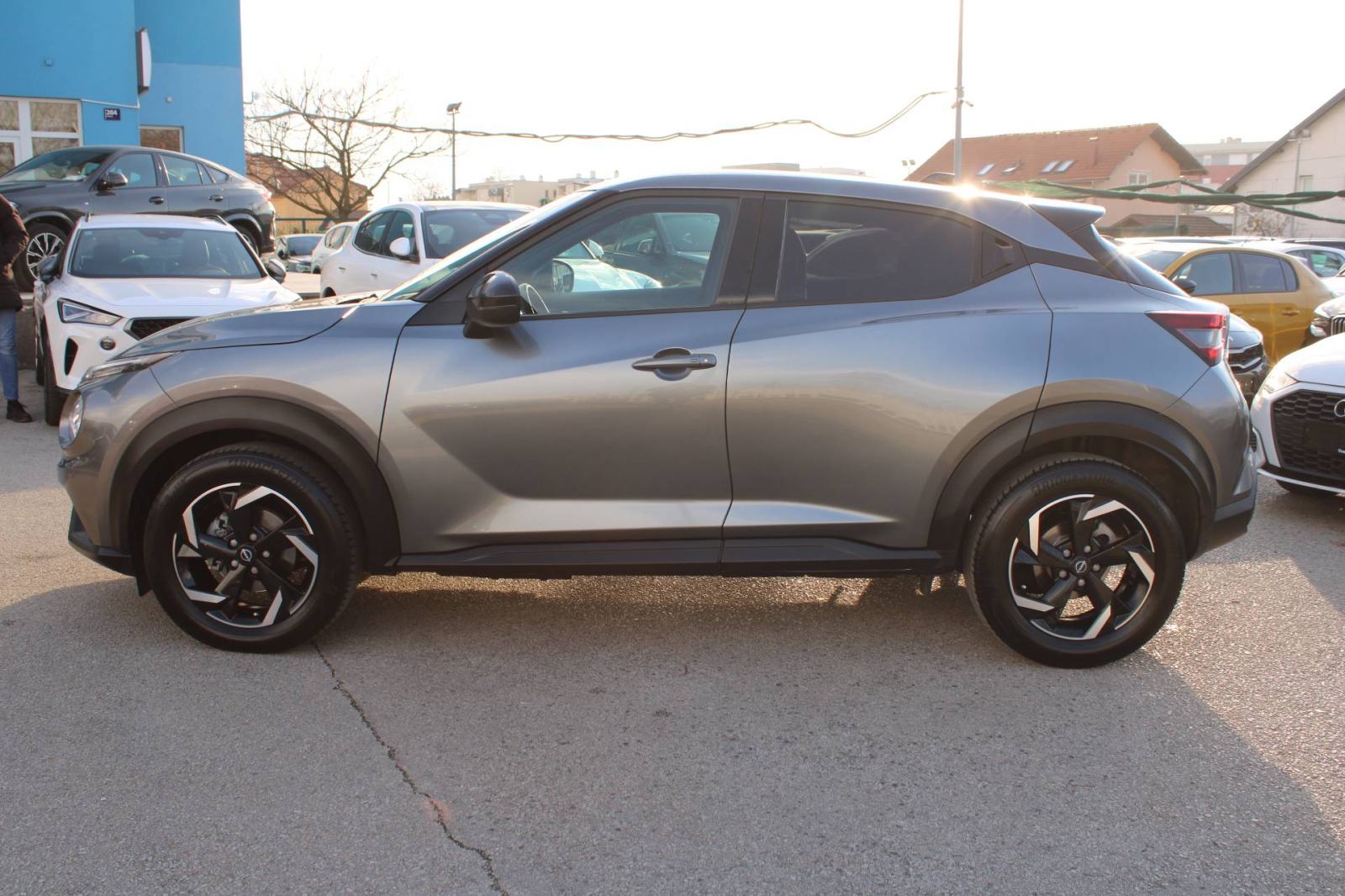 Nissan Juke 1.0 DIG-T AUTOMATIK N-Connecta *KAMERA*, fotografija 8