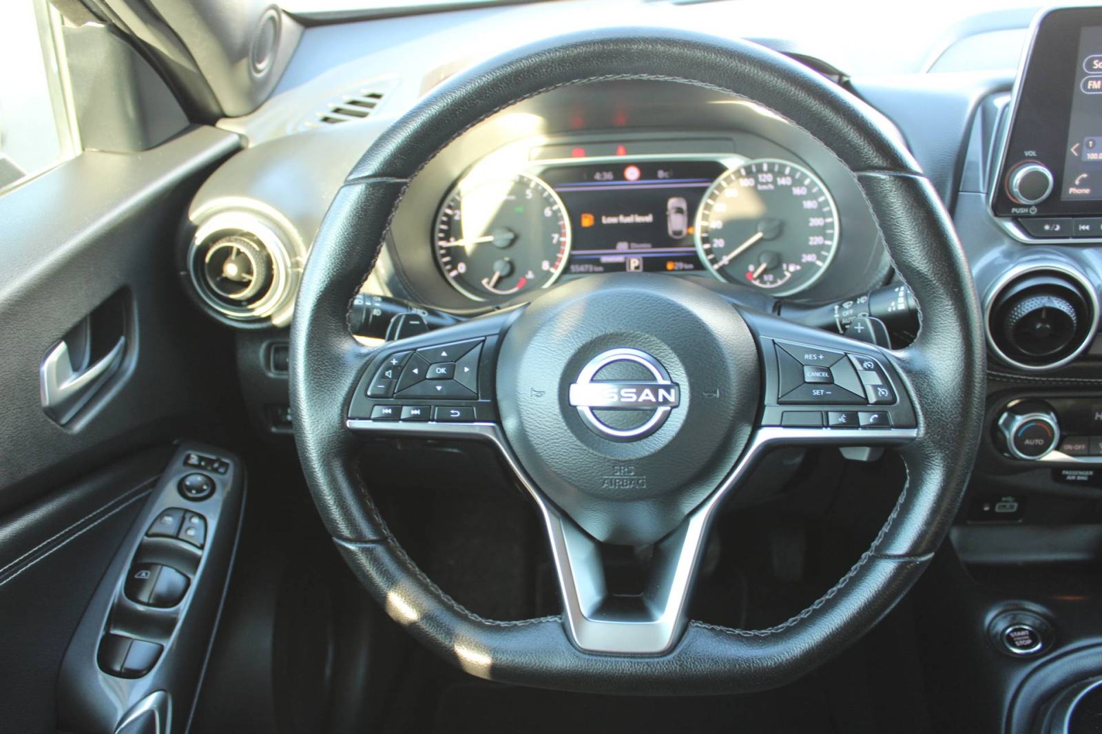 Nissan Juke 1.0 DIG-T AUTOMATIK N-Connecta *KAMERA*, fotografija 12