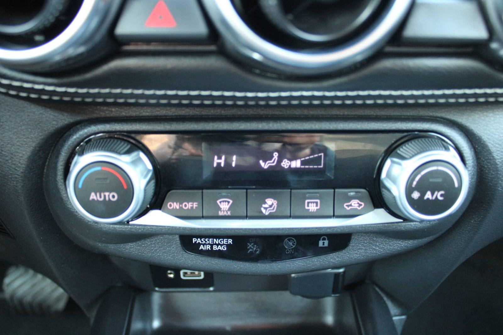 Nissan Juke 1.0 DIG-T AUTOMATIK N-Connecta *KAMERA*, fotografija 17