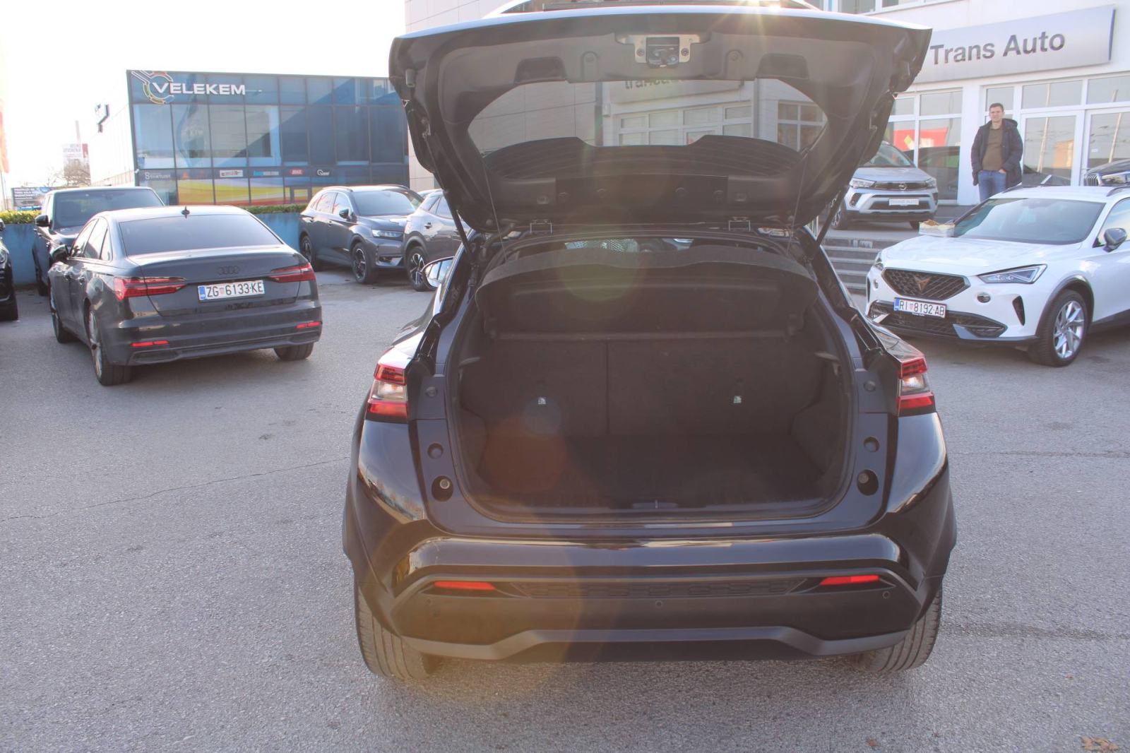 Nissan Juke 1.0 DIG-T AUTOMATIK N-Connecta *KAMERA*, fotografija 10