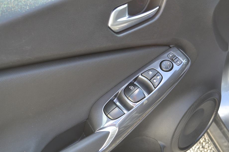 Nissan Juke 1,0 DIG-T N-CONNECTA *** rata 220 BEZ UČEŠĆA ***, fotografija 13