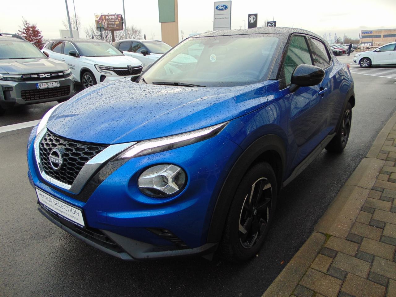 Nissan Juke 1,0 DIG-T N-Connecta, pogled izvana - slika 3