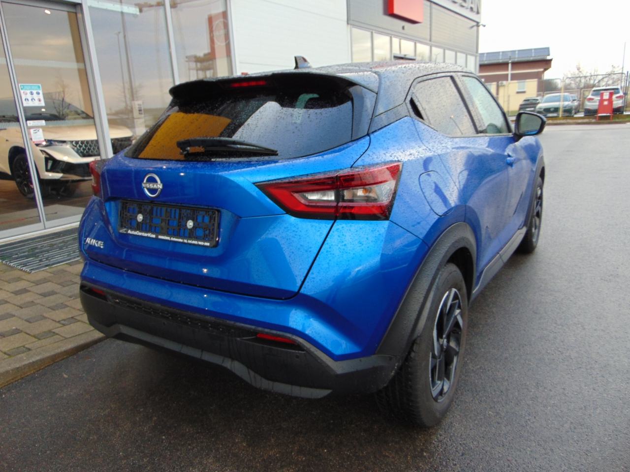 Nissan Juke 1,0 DIG-T N-Connecta, pogled izvana - slika 4