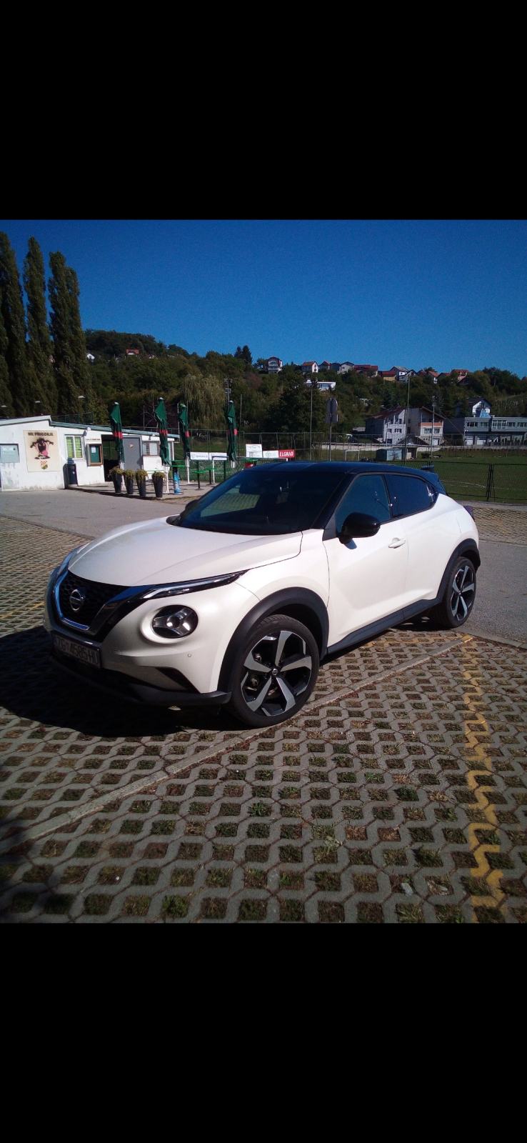 Nissan Juke 1,0 tekna DTC Bosse, fotografija 2