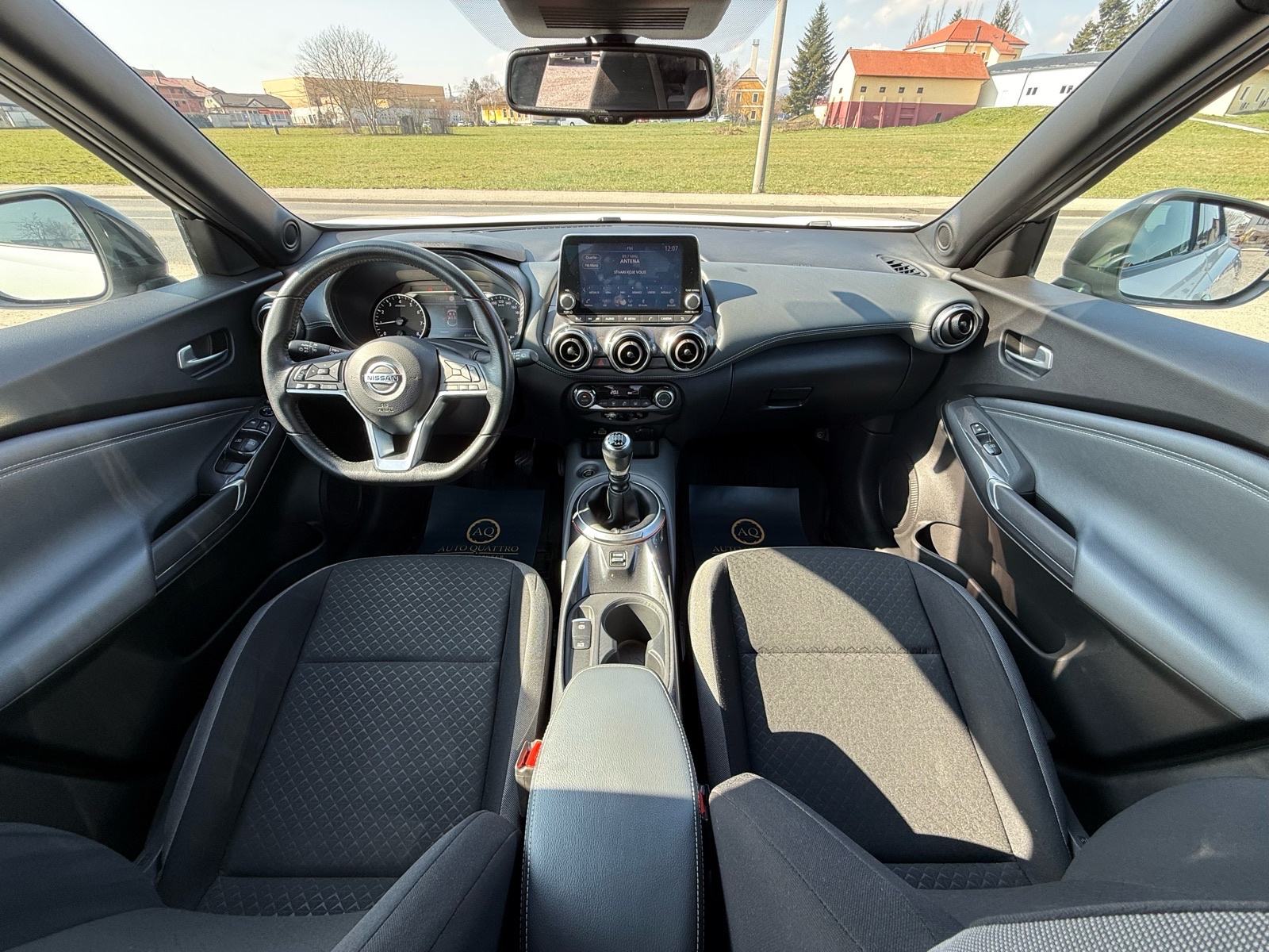 Nissan Juke 1,0 TOP STANJE KAMERA / NAVIGACIJA 90 24MJ.JAMSTVO, fotografija 17