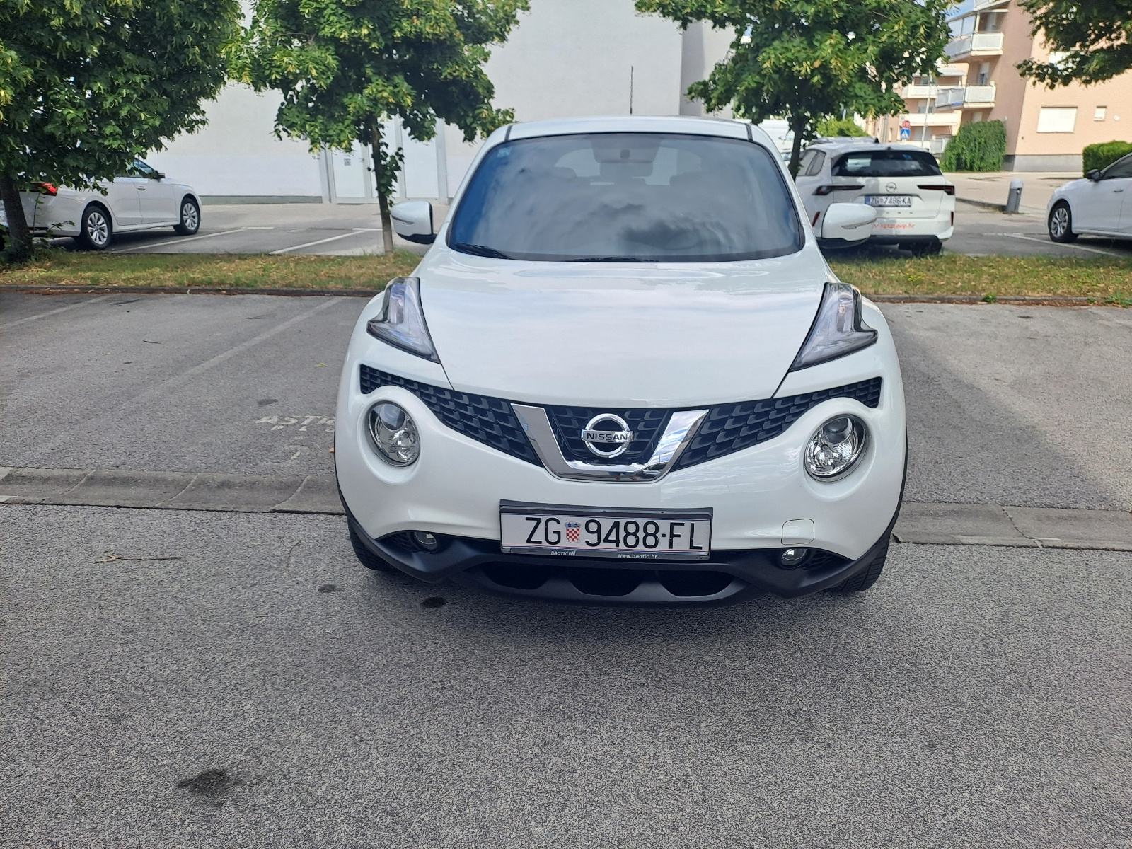 Nissan Juke 1,2 Acenta, 47 000 km, fotografija 2