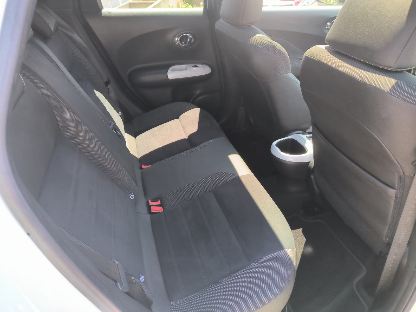 Nissan Juke 1.2 DIG-T, N CONNECTA, PANO, SERVISNA, JAMSTVO, REG. 1 GOD, fotografija 15