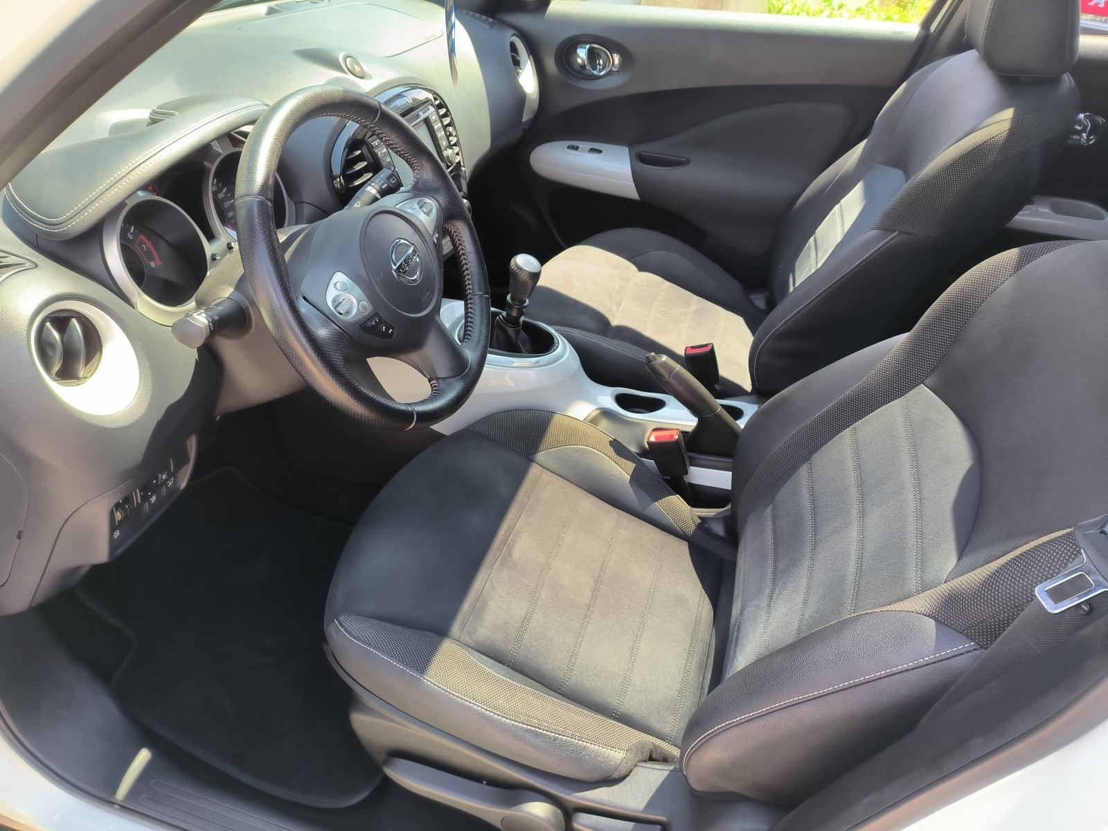 Nissan Juke 1.2 DIG-T, N CONNECTA, PANO, SERVISNA, JAMSTVO, REG. 1 GOD, fotografija 11