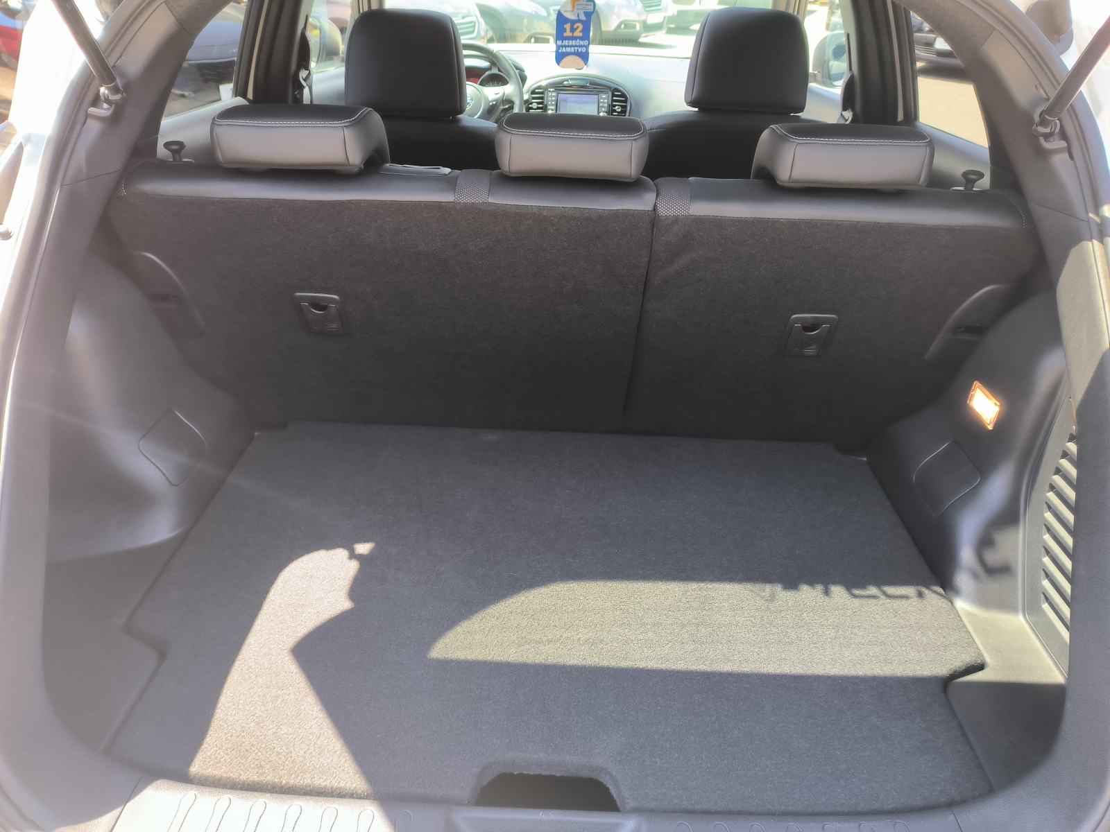 Nissan Juke 1.2 DIG-T, N CONNECTA, PANO, SERVISNA, JAMSTVO, REG. 1 GOD, fotografija 19