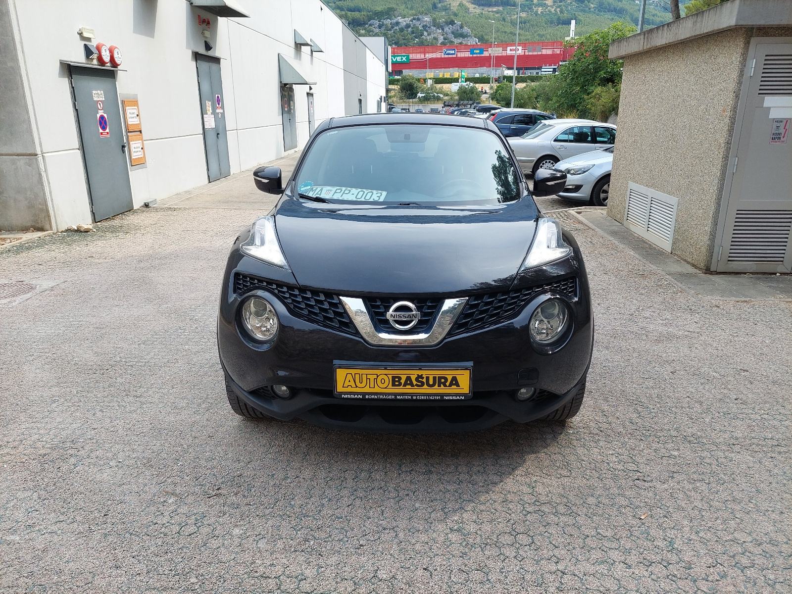 Nissan Juke 1.2, fotografija 2
