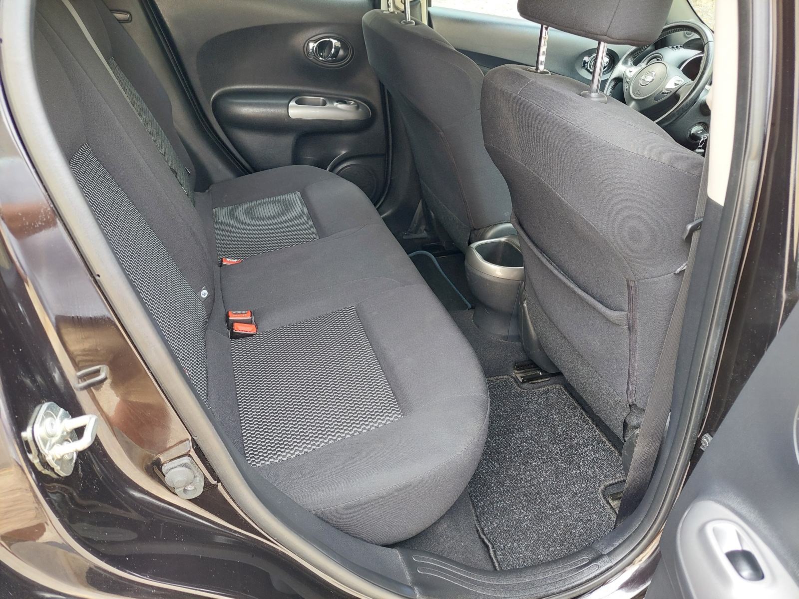 Nissan Juke 1.2, fotografija 17