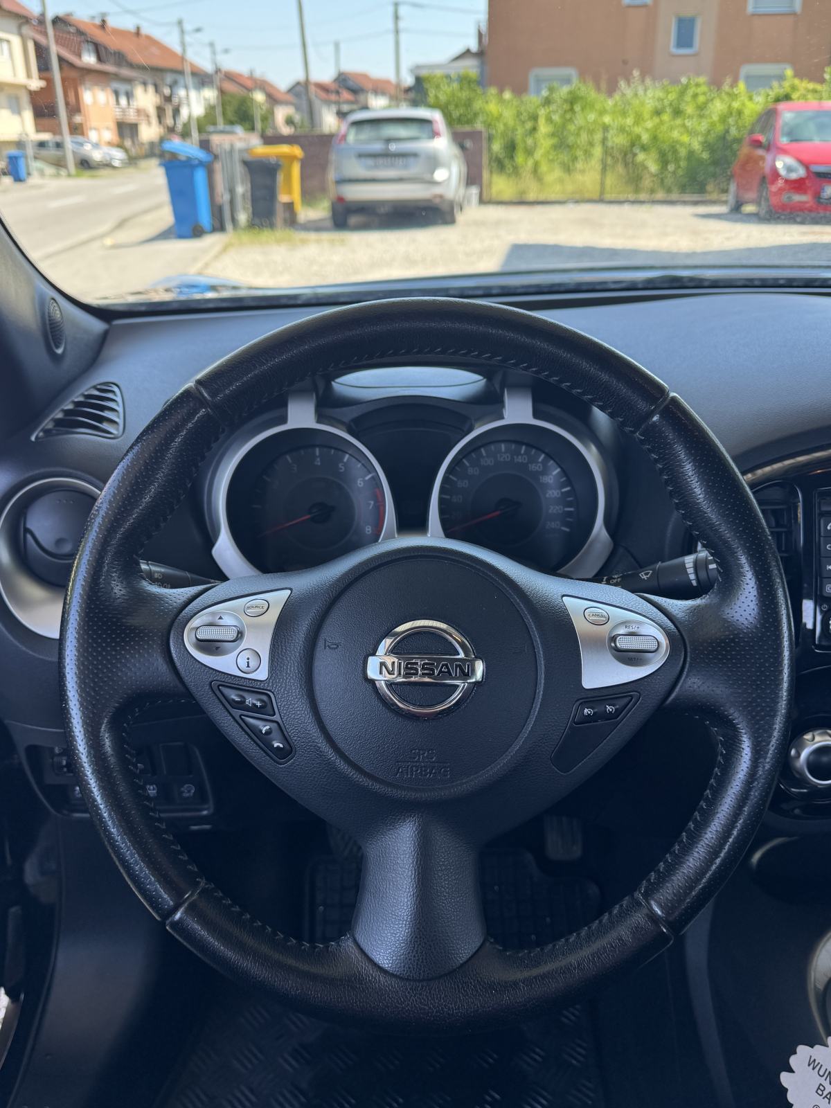 Nissan Juke 1.2, 2017. god. - Registracija do 01/27, fotografija 12