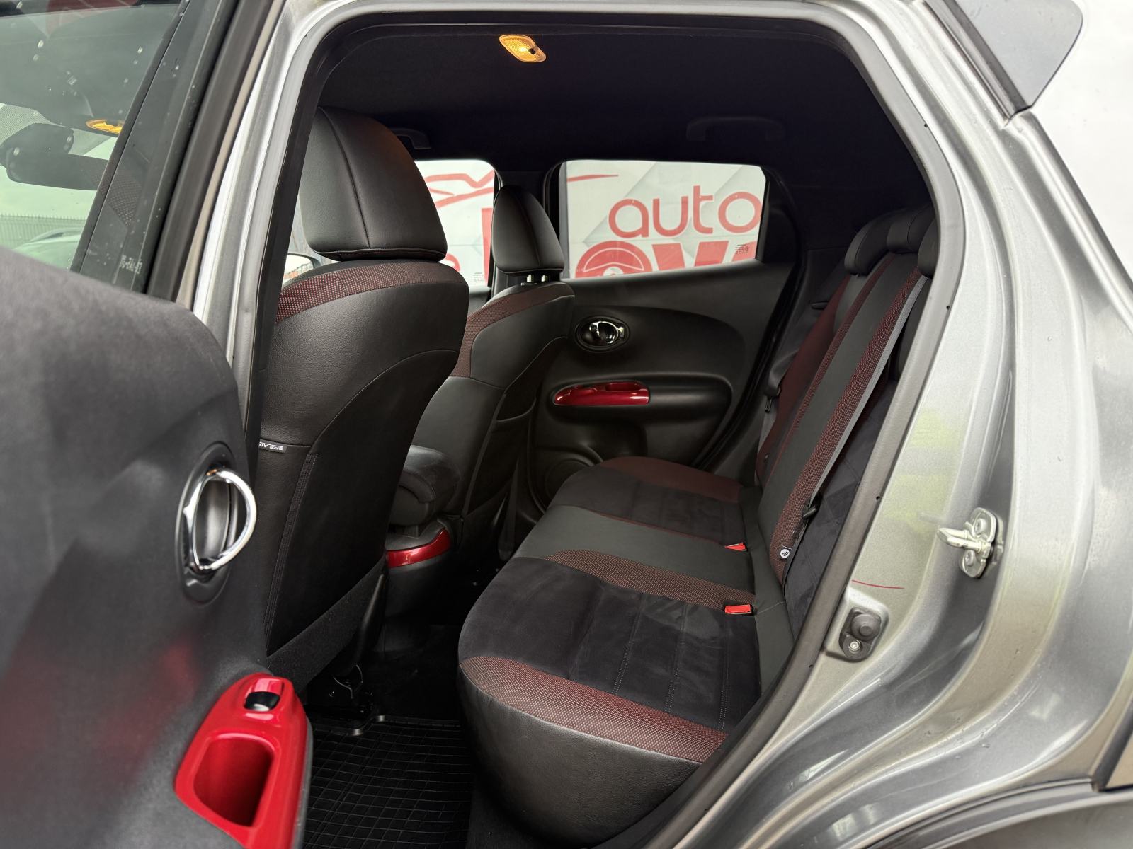 Nissan Juke 1.5 dCI - NAVIGACIJA - TEMPOMAT - ALCANTARA - GARANCIJA, fotografija 12