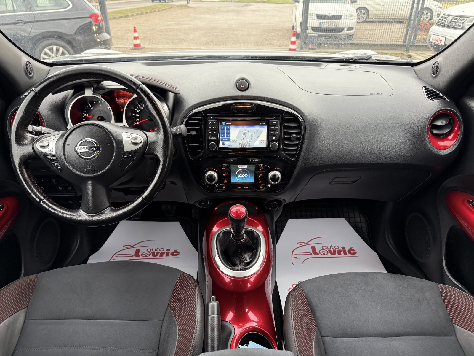 Nissan Juke 1.5 dCI - NAVIGACIJA - TEMPOMAT - ALCANTARA - GARANCIJA, fotografija 17