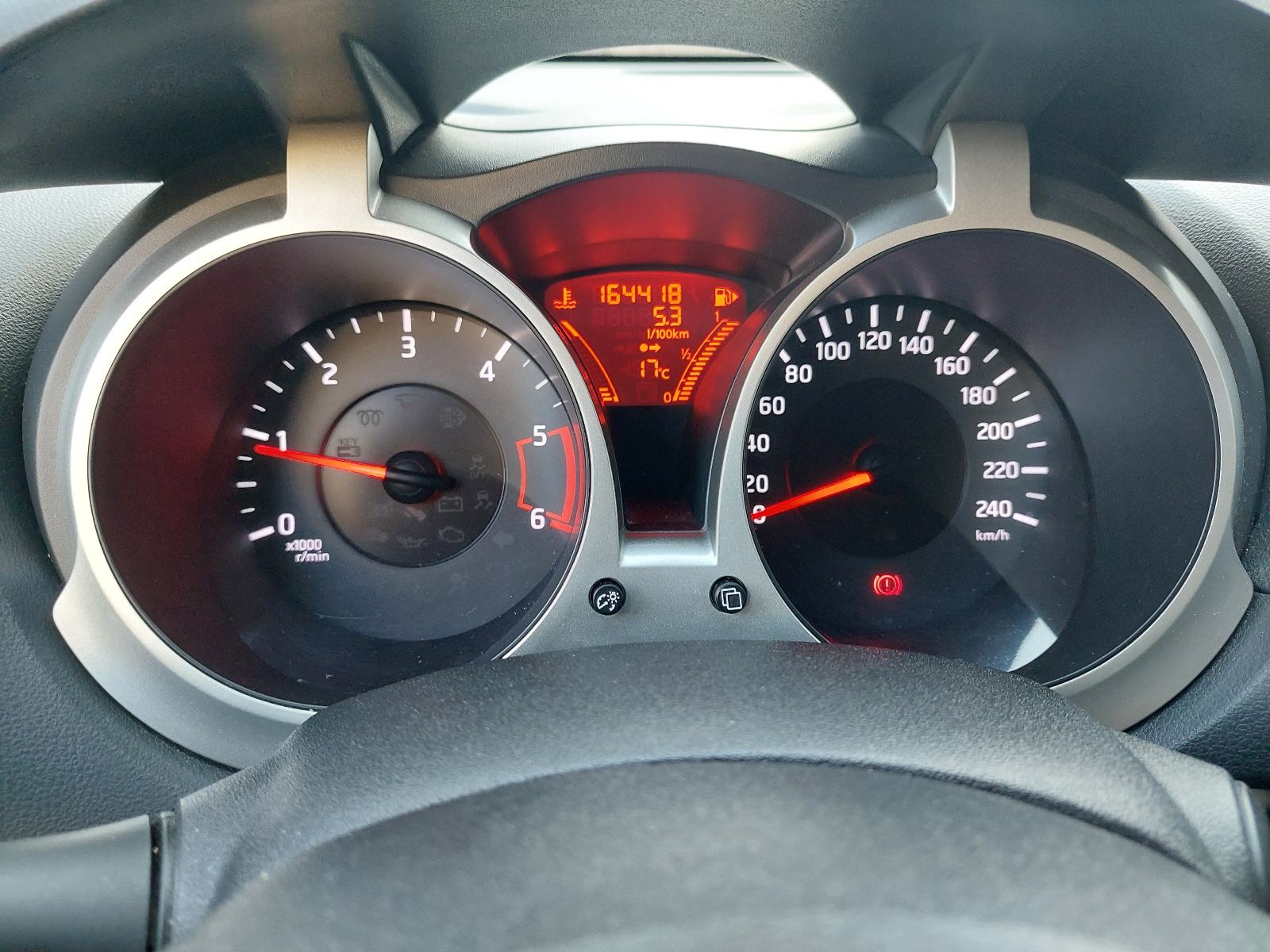 Nissan Juke 1,5 dCi Sport, fotografija 10