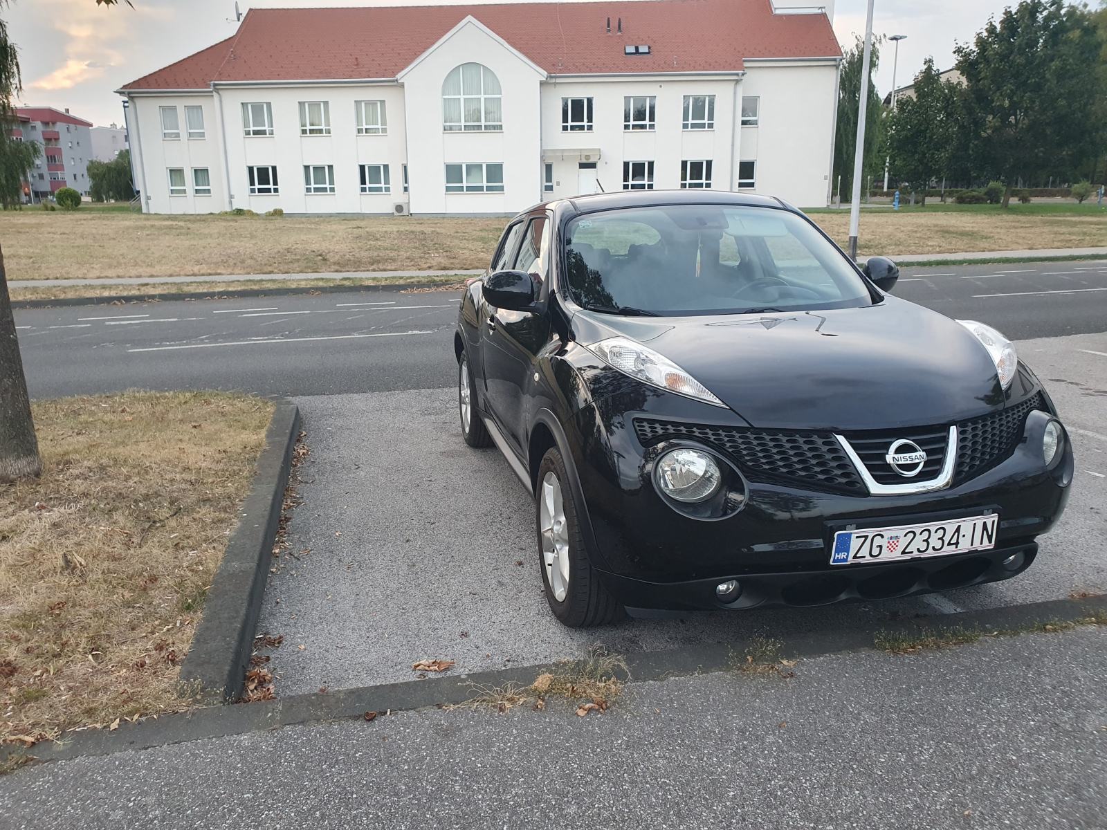 Nissan Juke 1,6 16V reg. 03/2027, fotografija 2