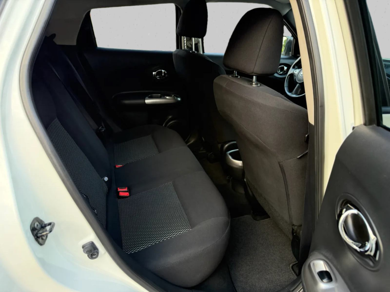 Nissan Juke 1,6 16V CVT TEKNA *AUTOMATIK*HR AUTO*KAMERA*NAVI*SERVISNA*, fotografija 9