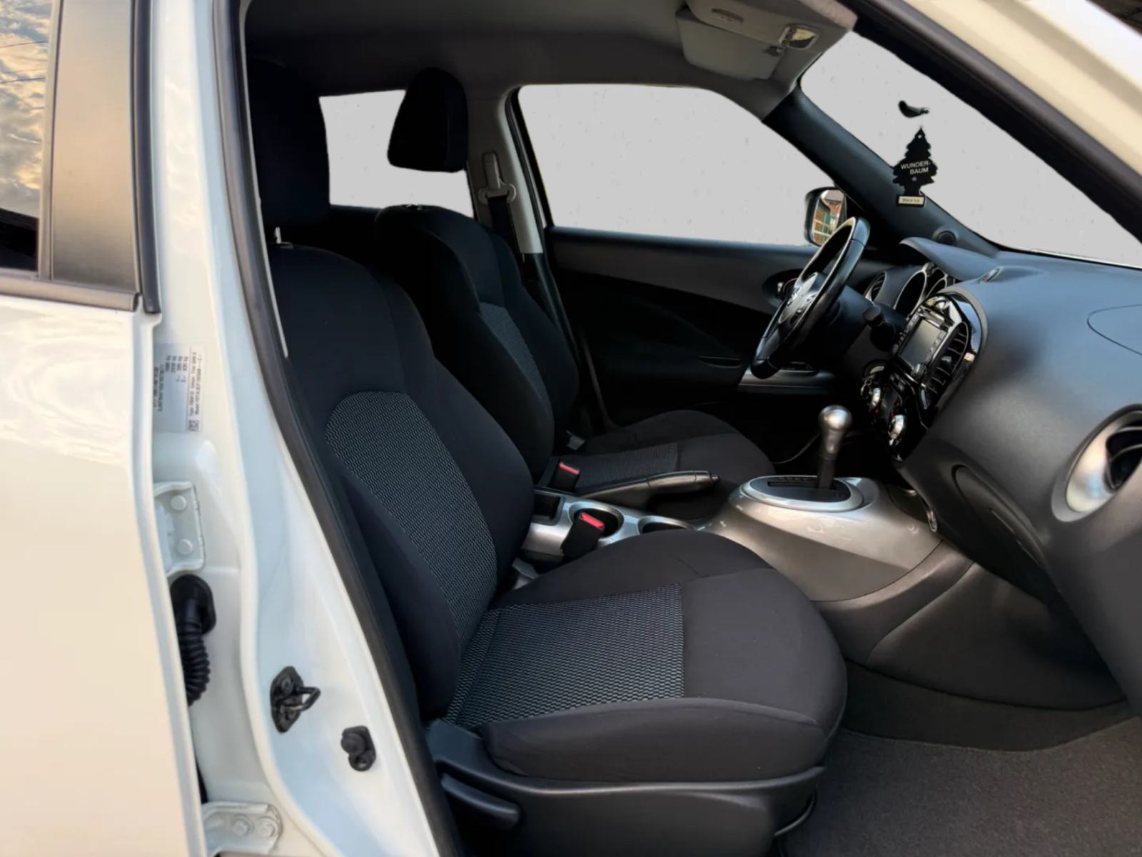 Nissan Juke 1,6 16V CVT TEKNA *AUTOMATIK*HR AUTO*KAMERA*NAVI*SERVISNA*, fotografija 8