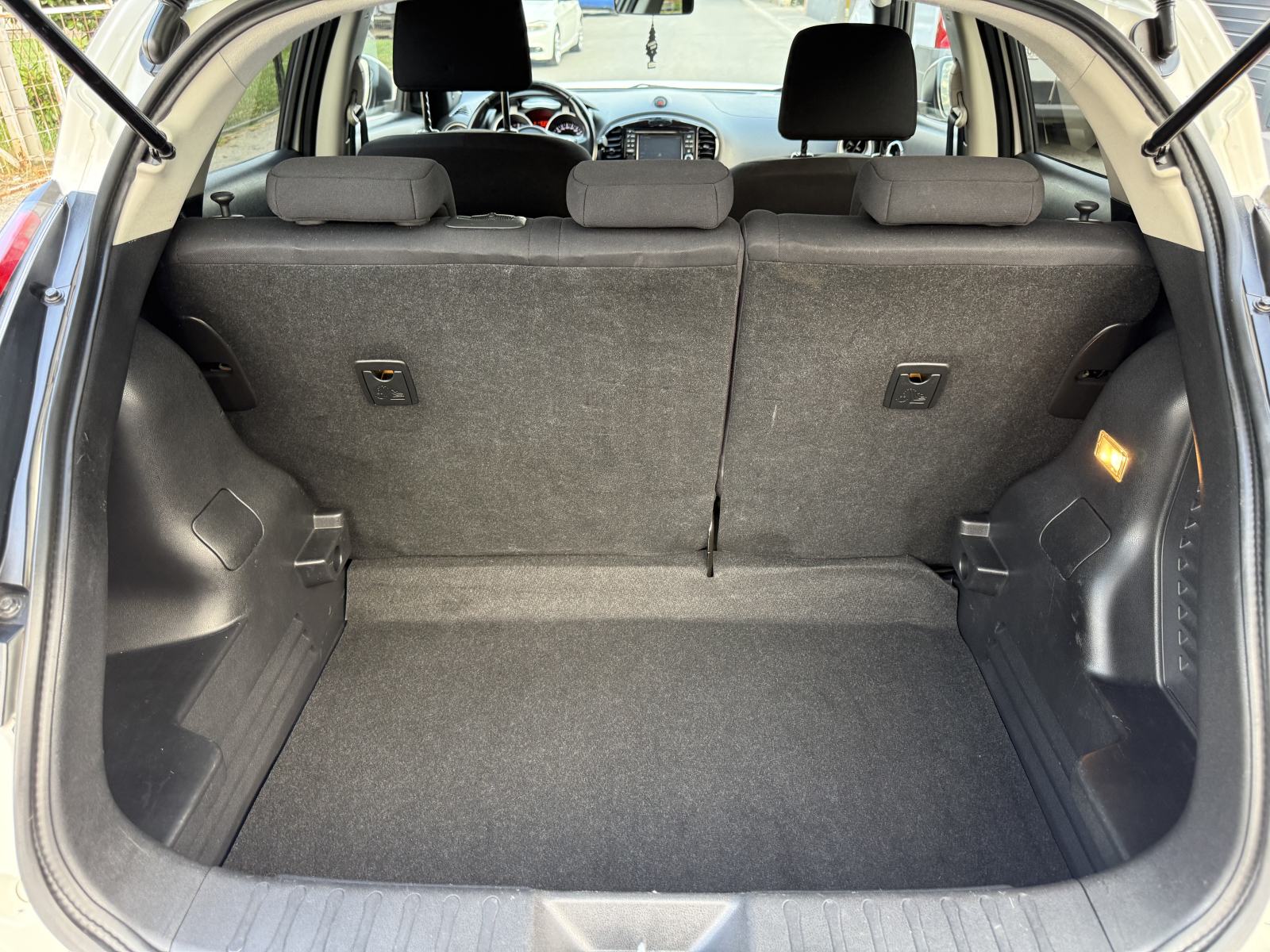 Nissan Juke 1,6 16V CVT TEKNA *AUTOMATIK*HR AUTO*KAMERA*NAVI*SERVISNA*, fotografija 18