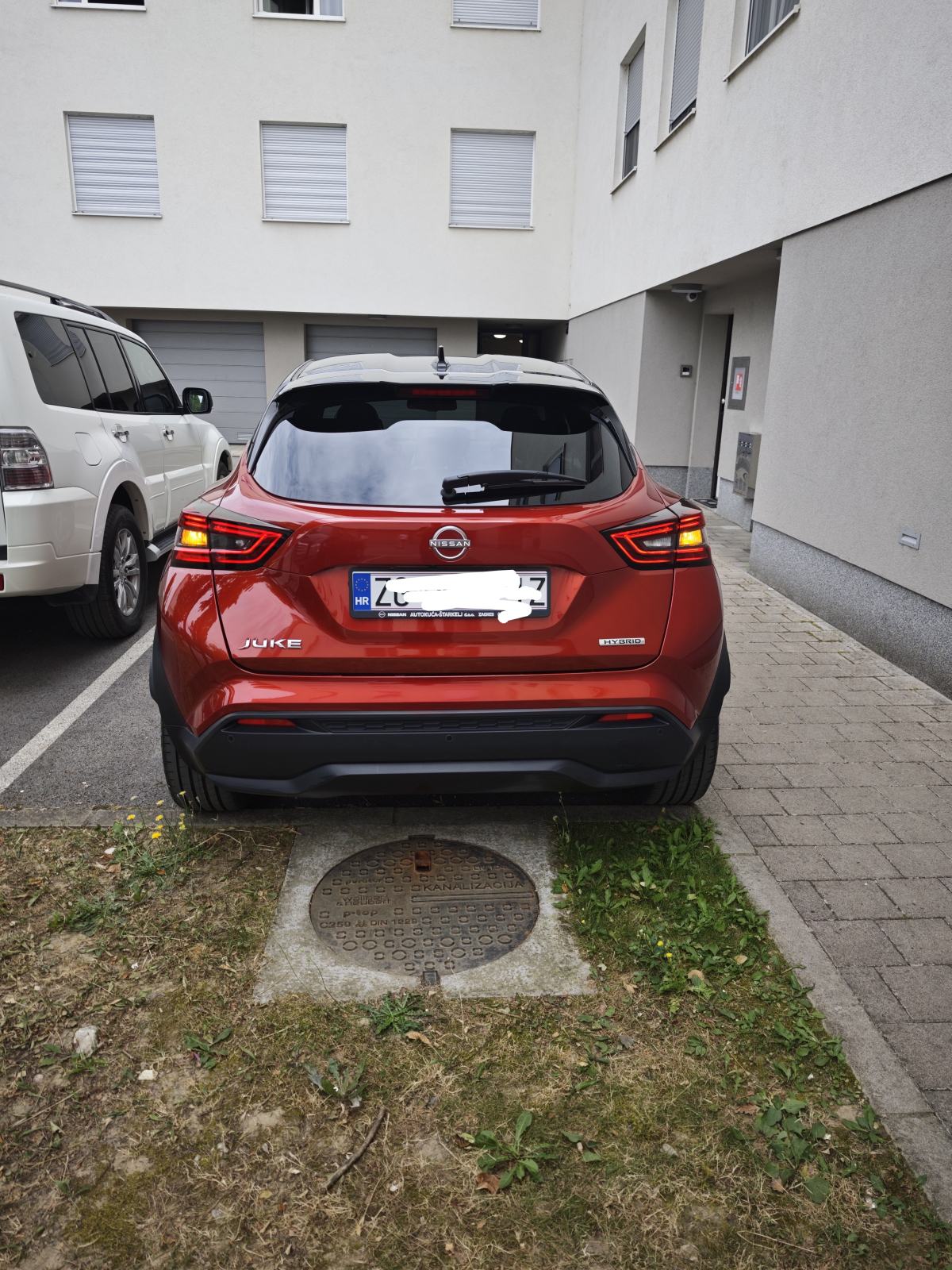 Nissan Juke 1.6 Tekna+, Hybrid - 2022. – Full oprema, Bose, 360 kamera, fotografija 4