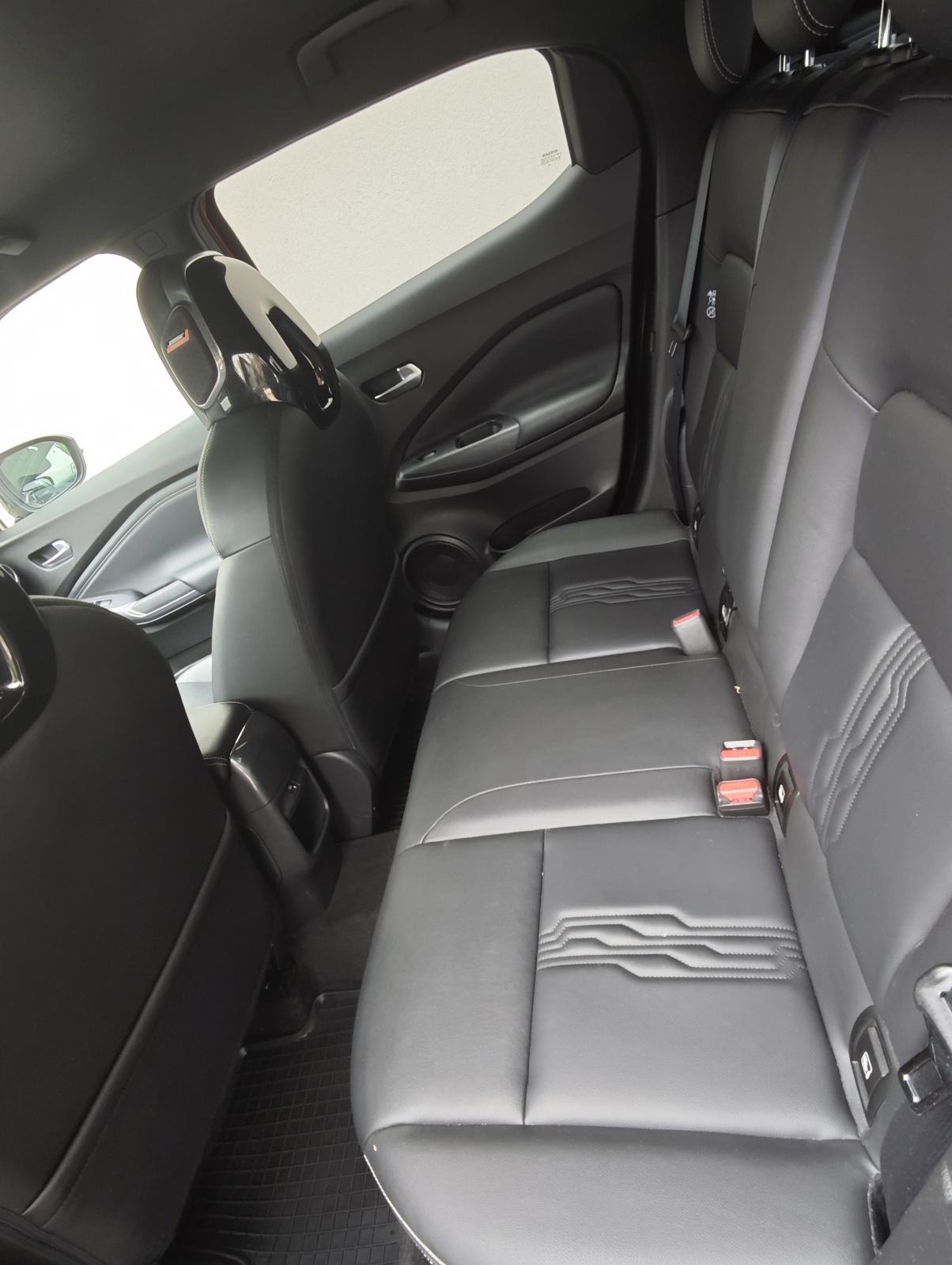 Nissan Juke 1.6 Tekna+, Hybrid - 2022. – Full oprema, Bose, 360 kamera, fotografija 9