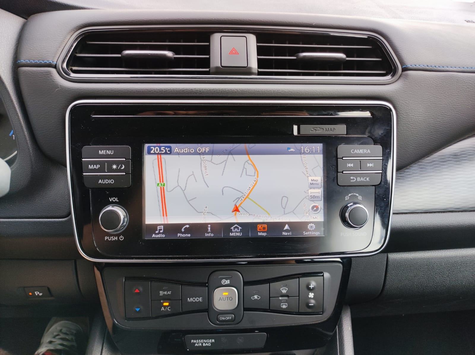 Nissan Leaf Leaf Elektro - 2018 - 100.000km - NAVI - FULL - REG 1 GOD!, fotografija 6