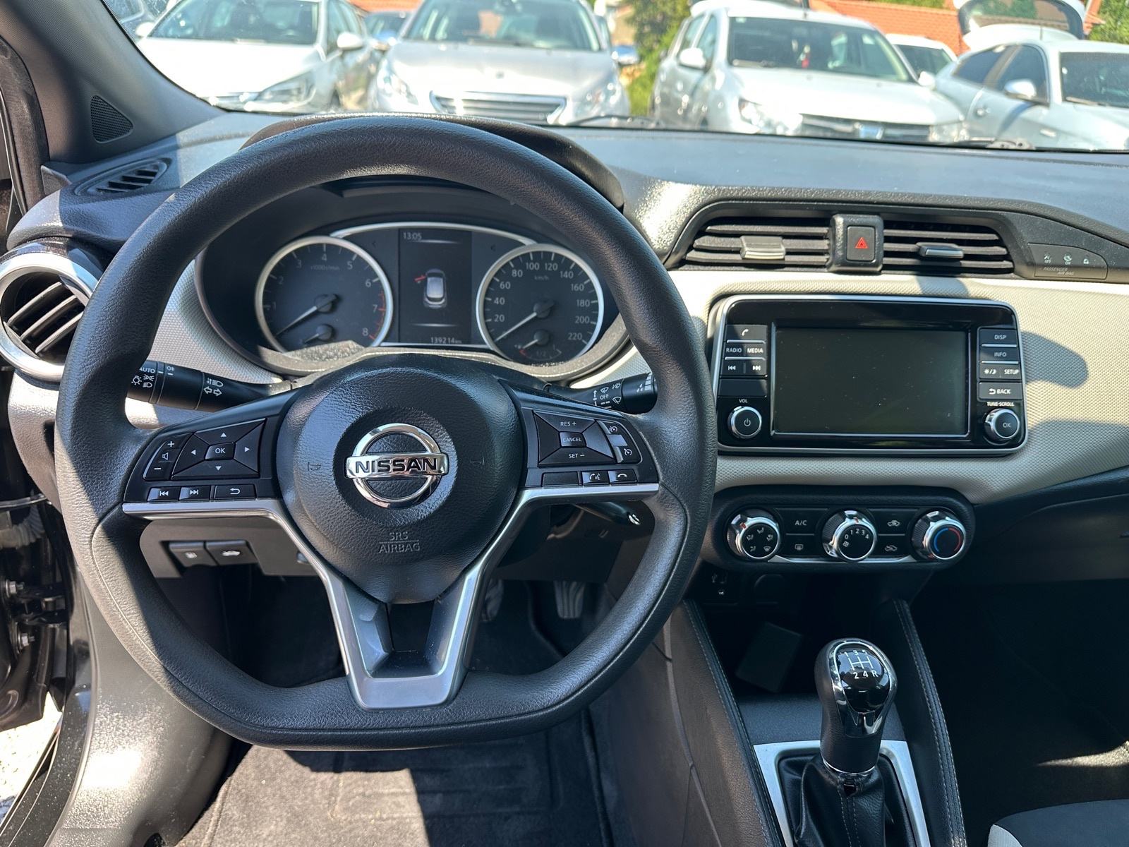 Nissan Micra 1,0 ~godinu dana registriran~, fotografija 9