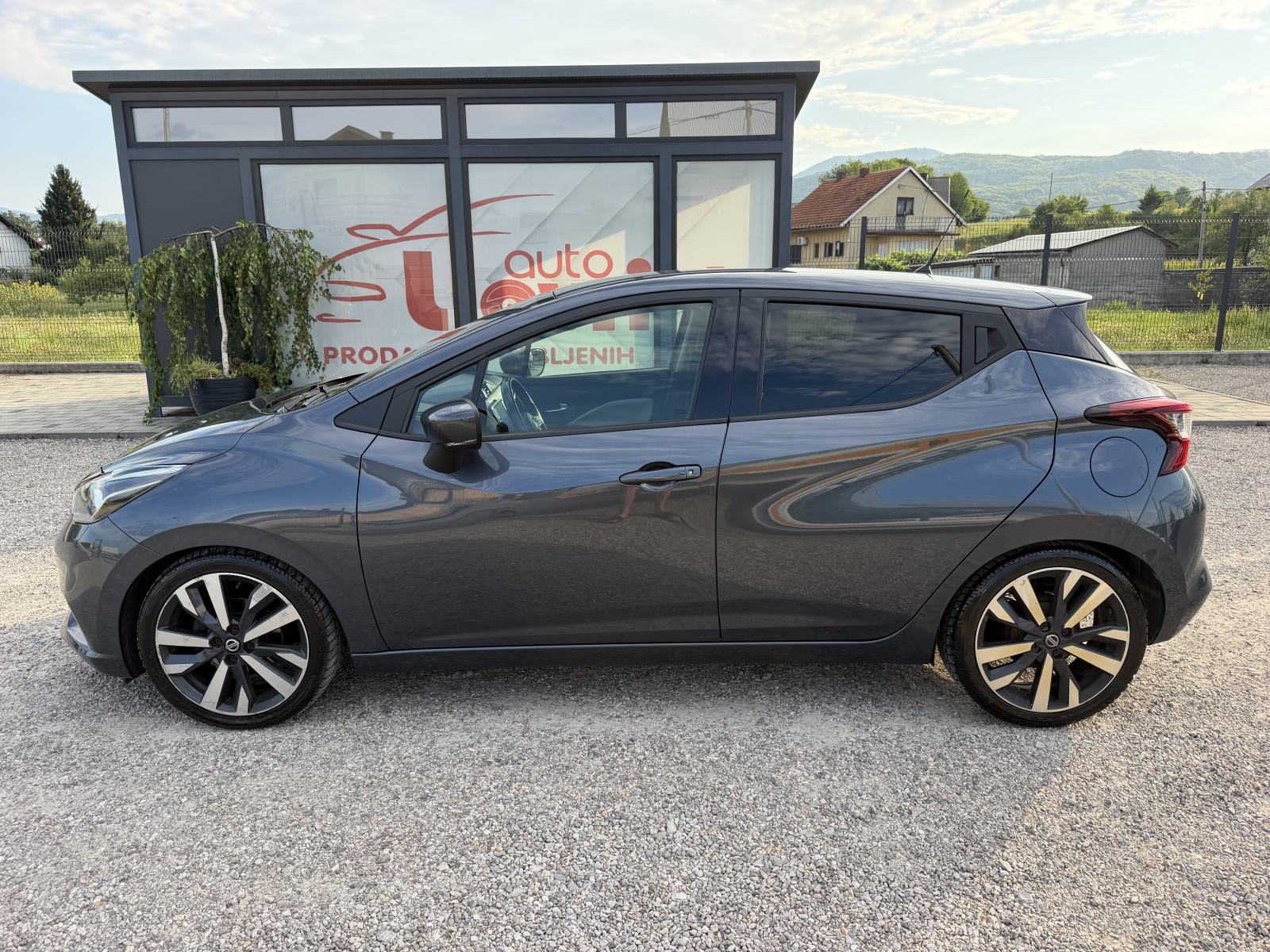 Nissan Micra 1,0 N-Connecta - TOP OPREMA - SUPER STANJE, fotografija 5
