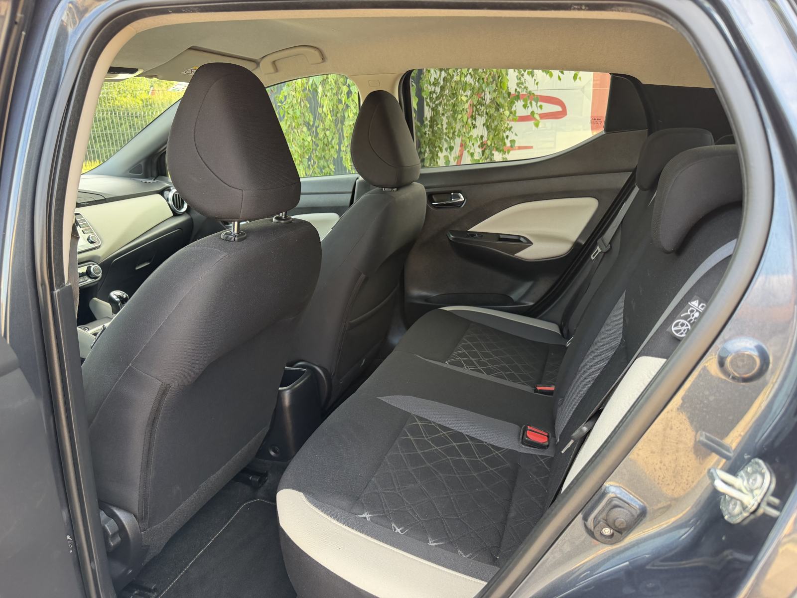 Nissan Micra 1,0 N-Connecta - TOP OPREMA - SUPER STANJE, fotografija 9