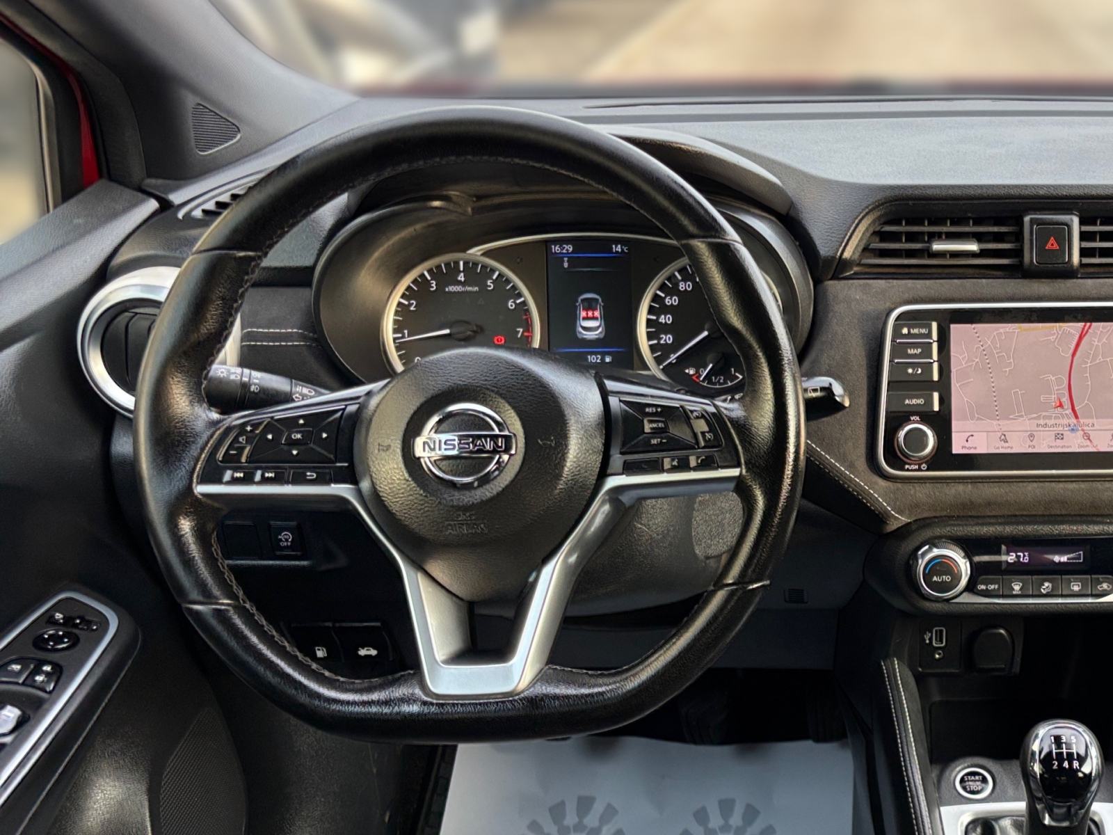 Nissan Micra 1.0 N-SPORT, fotografija 15