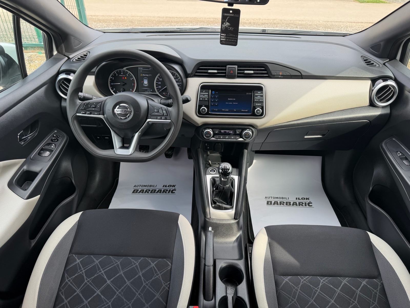 Nissan Micra 1,0iMultimedija,Digitalna klima,PDC,Servisna,Jamstvo 12mj, fotografija 11