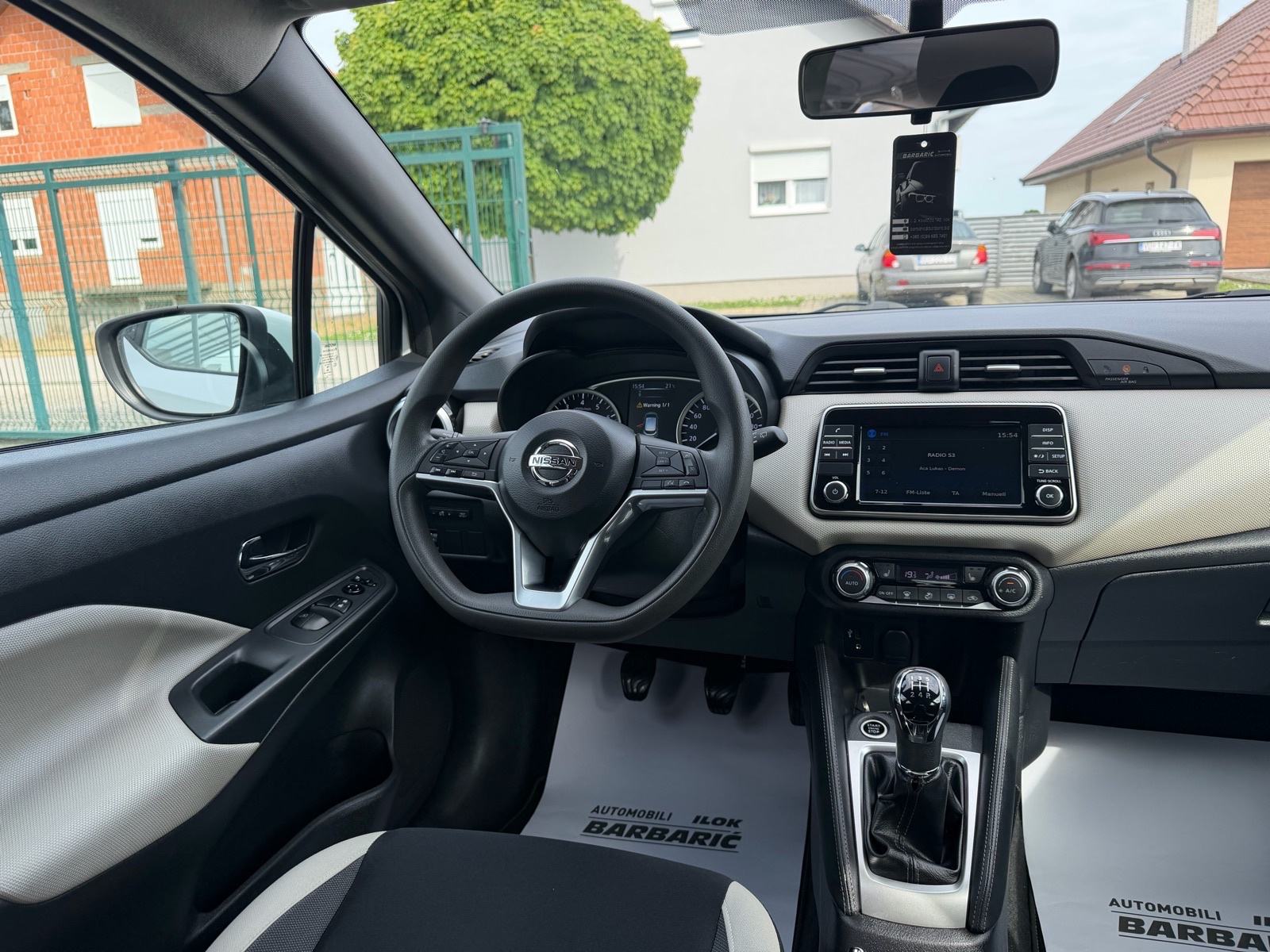 Nissan Micra 1,0iMultimedija,Digitalna klima,PDC,Servisna,Jamstvo 12mj, fotografija 12
