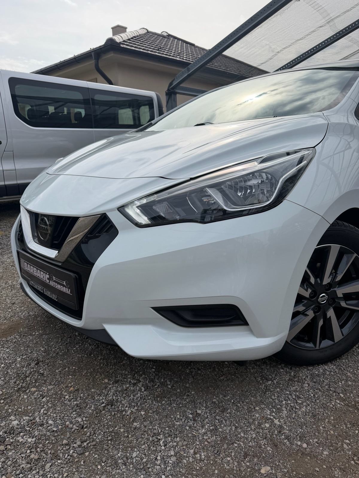 Nissan Micra 1,0iMultimedija,Digitalna klima,PDC,Servisna,Jamstvo 12mj, fotografija 20