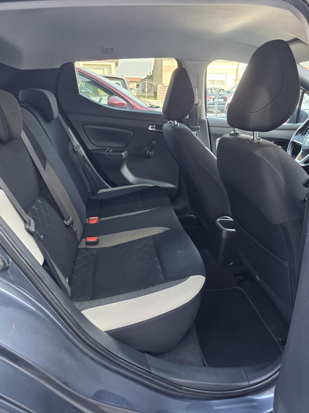 Nissan Micra 1,5 dCi, fotografija 13