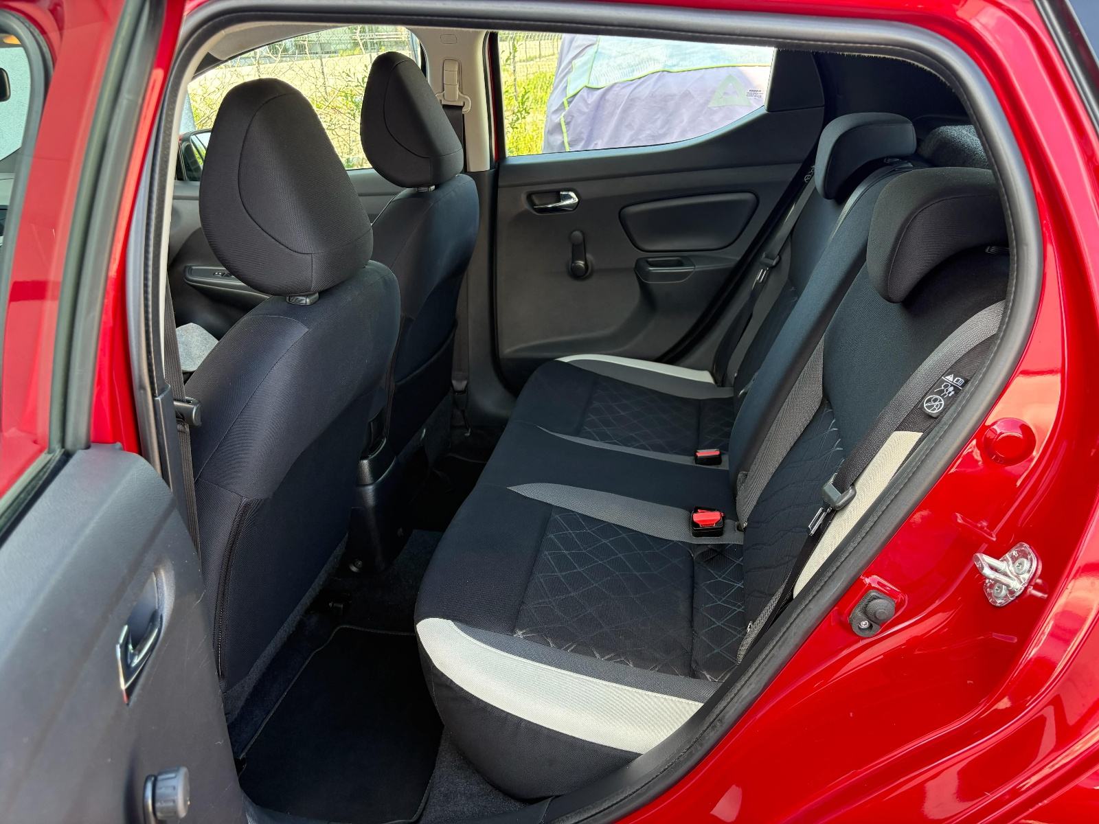 Nissan Micra 1,5 dCi TOP STANJE, JAMSTVO 12MJ., fotografija 19