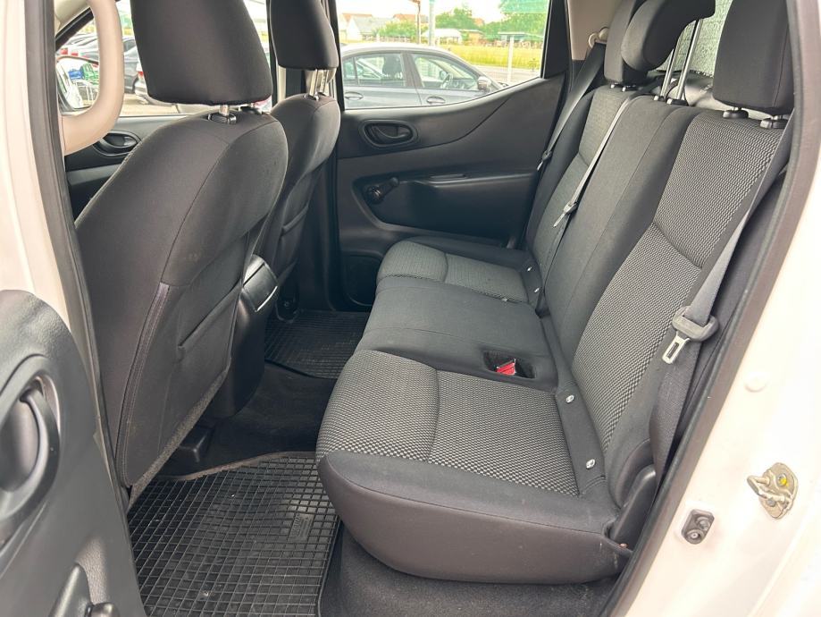 Nissan Navara 2.3 D 2021.,4x4, HR VOZILO, N1 VOZILO **18999 € + PDV**, fotografija 13
