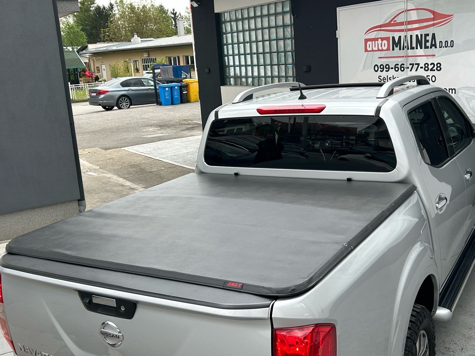 Nissan Navara 2.3 DCI 2017G.4X4 NOVI MODEL N-1 FULL OPREMA ŠIBER XENON, fotografija 7