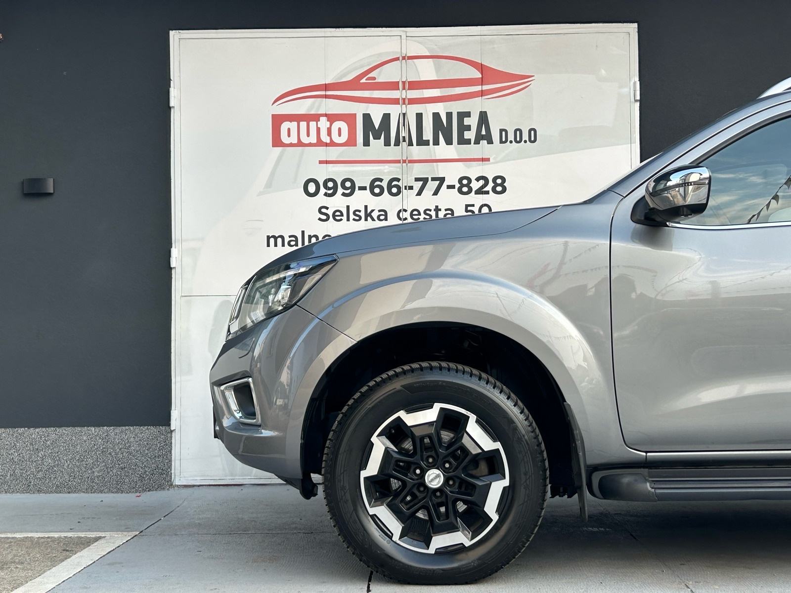 Nissan Navara 2.3 DCI AUTOMATIK 2019G.4X4 NOVI MODEL N-1 FULL OPREMA, fotografija 8