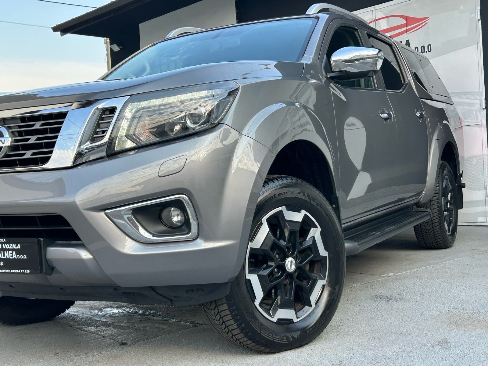 Nissan Navara 2.3 DCI AUTOMATIK 2019G.4X4 NOVI MODEL N-1 FULL OPREMA, fotografija 4